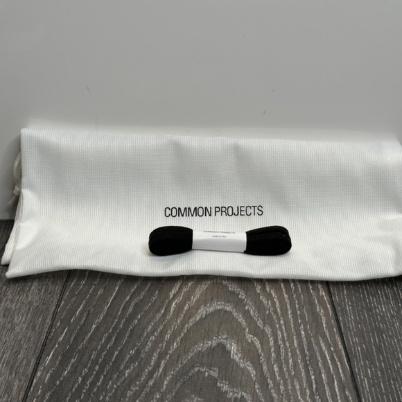 Common Projects - Achilles Low in Black - Size 39 - Picture 7 of 8